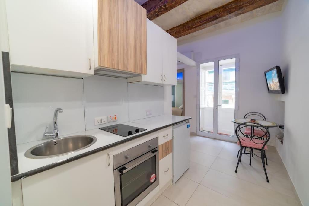 Jbo- Joette'S Bliss Oasis Apartment Valletta Ngoại thất bức ảnh
